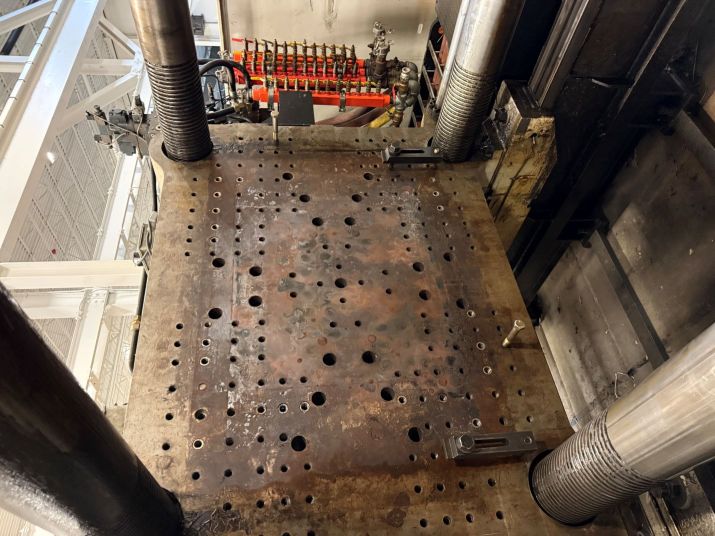 2004 Cincinnati Milacron MM1100